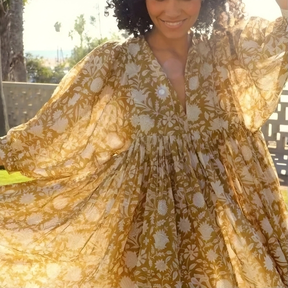 Daughters of India Dresses & Skirts - Daughters of India Boho Floral Kyra Dress